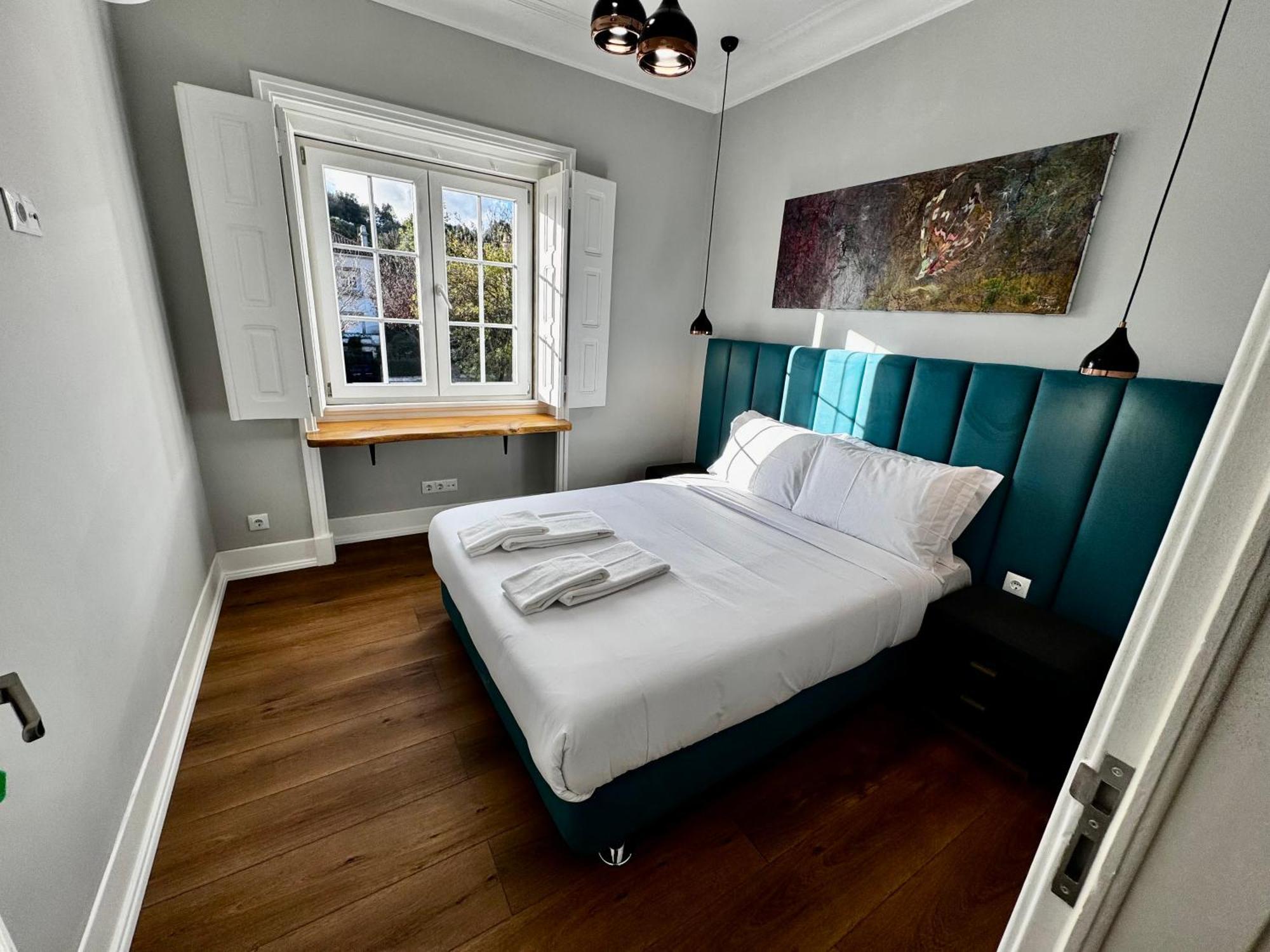 Relax And Explore And Bed & Breakfast