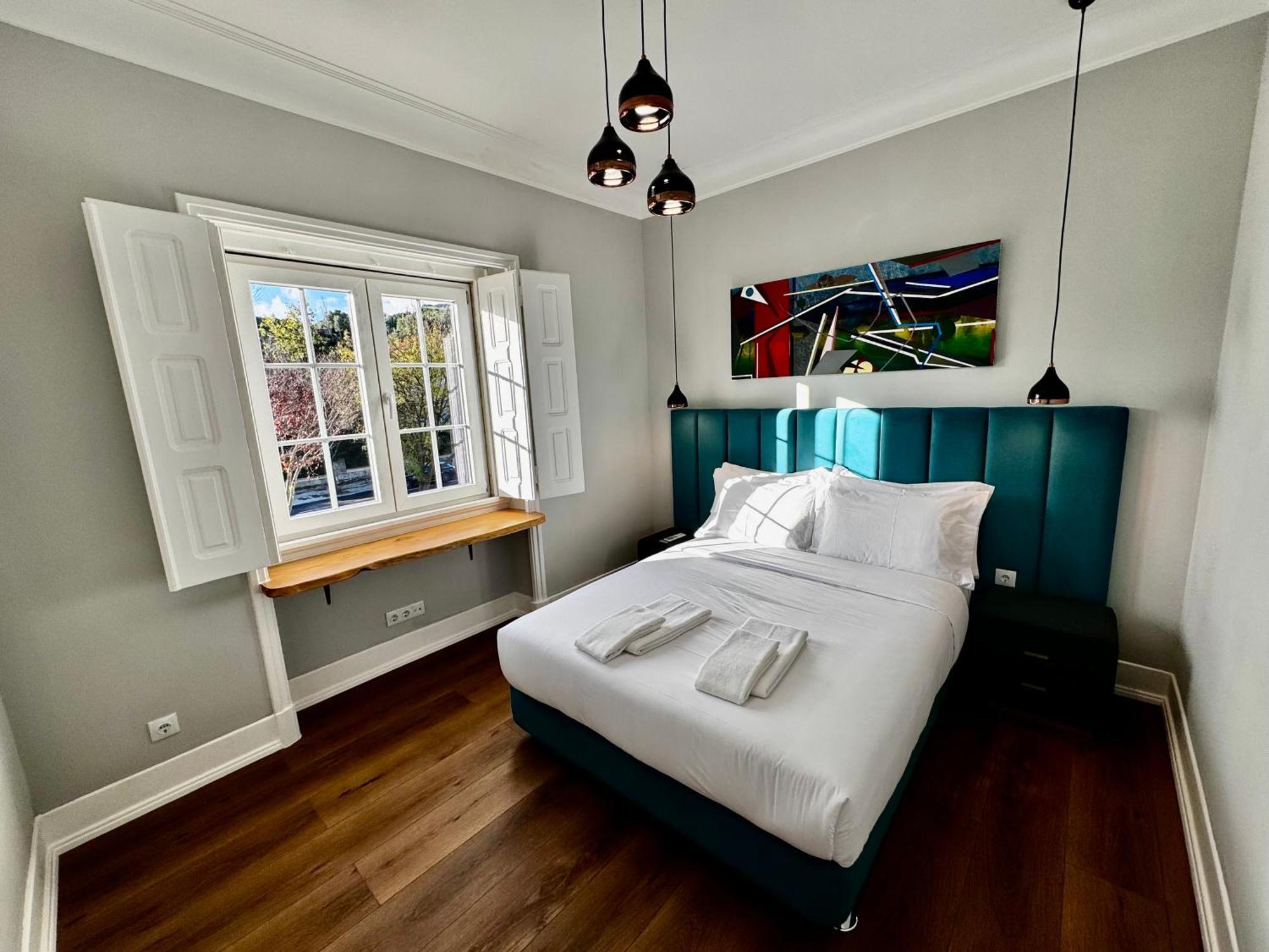Relax And Explore And Bed & Breakfast