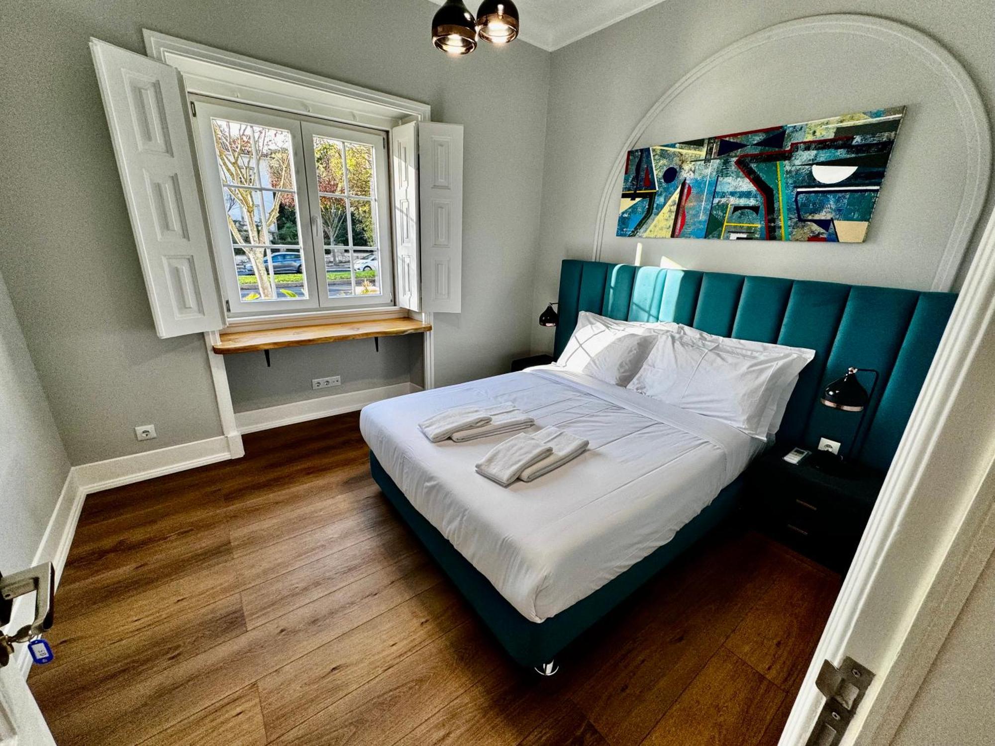 Relax And Explore And Bed & Breakfast